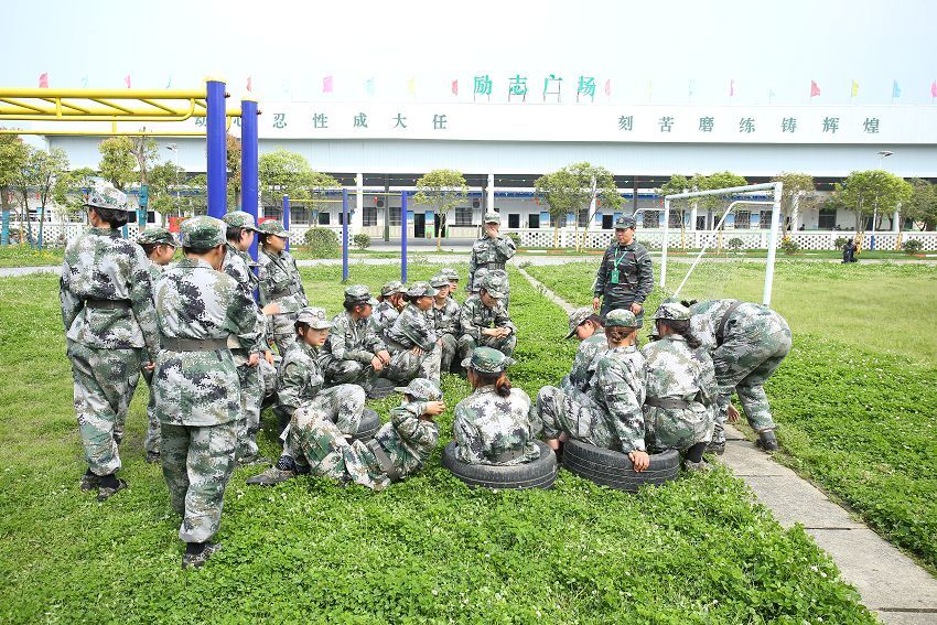 小儿厌学怎么办？孩子厌学情绪有什么危害？(图1)