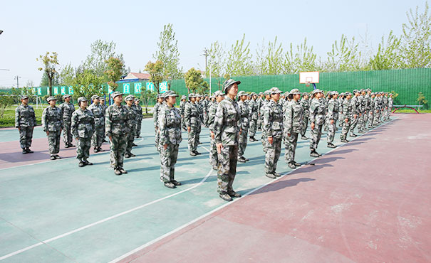 重庆永川厌学的表现与原因有哪些_三年级厌学怎么办(图3)